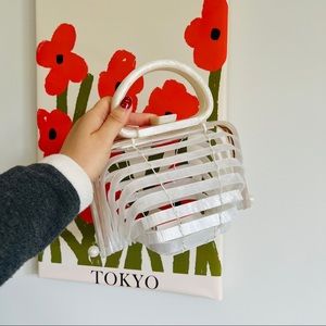 Like new Pearl-shine summer clutch